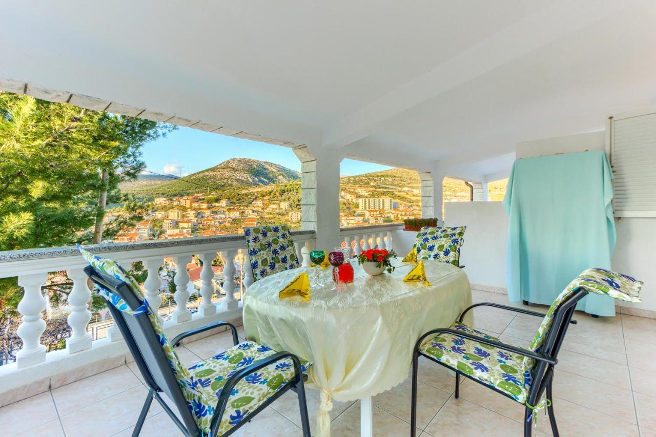 Villa Vittorio Seget Vranjica Bagian luar foto
