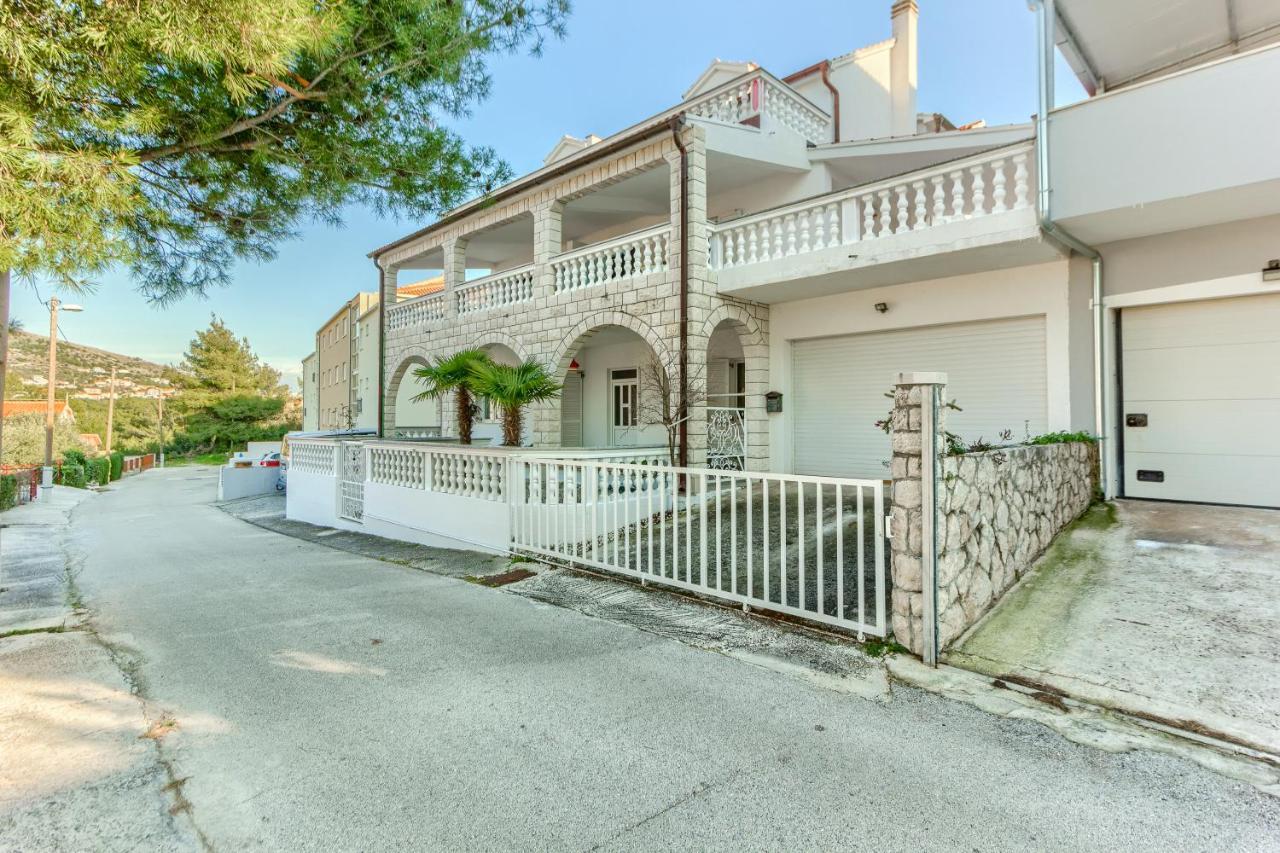 Villa Vittorio Seget Vranjica Bagian luar foto