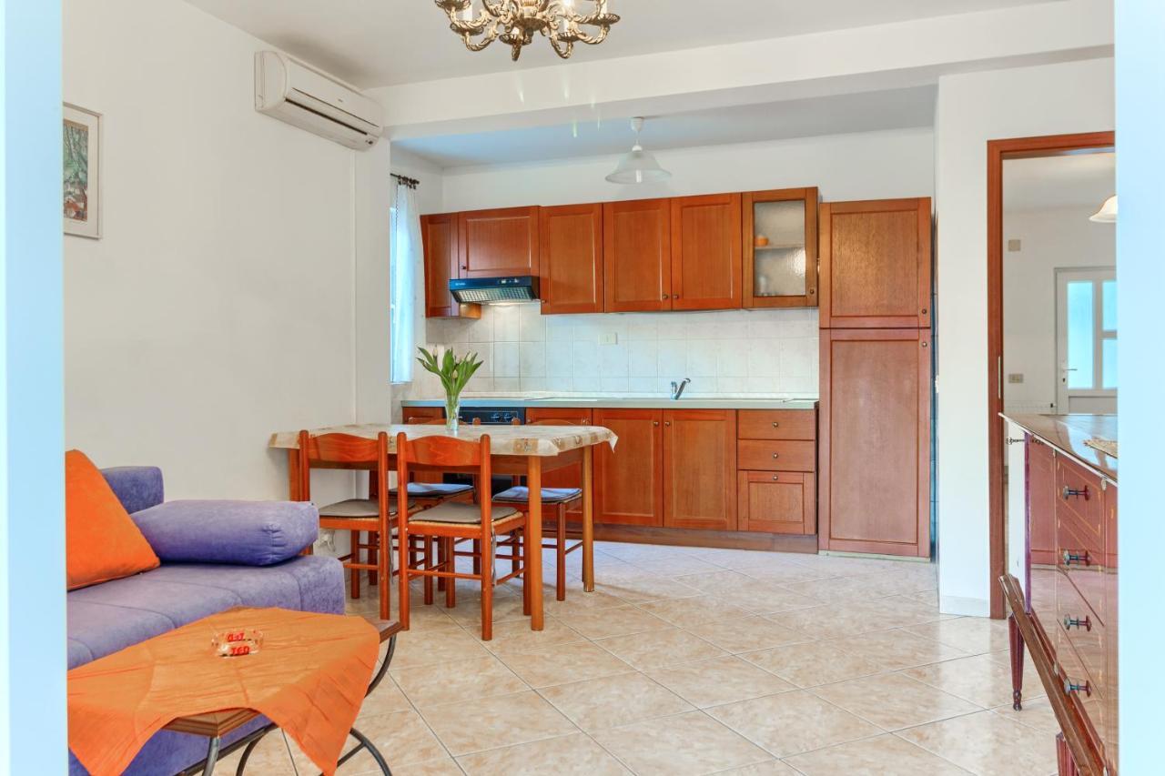 Villa Vittorio Seget Vranjica Bagian luar foto
