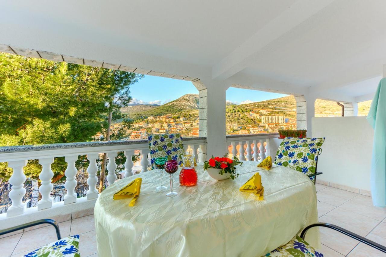 Villa Vittorio Seget Vranjica Bagian luar foto
